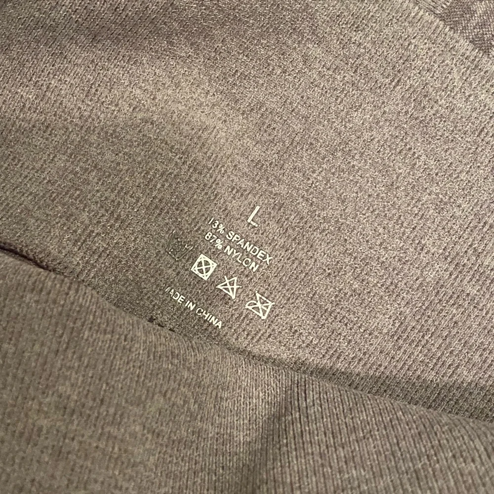 NVGTN gray camo leggings - Picture 3 of 4